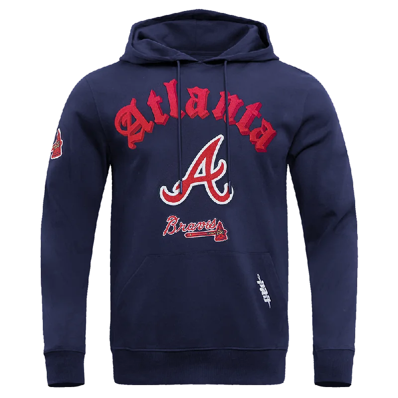 MLB ATLANTA BRAVES OLD ENGLISH MEN'S PO HOODIE (MIDNIGHT NAVY)