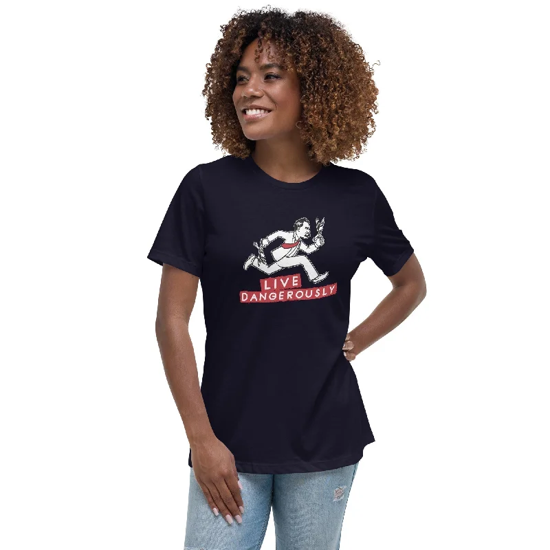 Nietzsche running with scissors - live dangerously - Women's T-Shirt